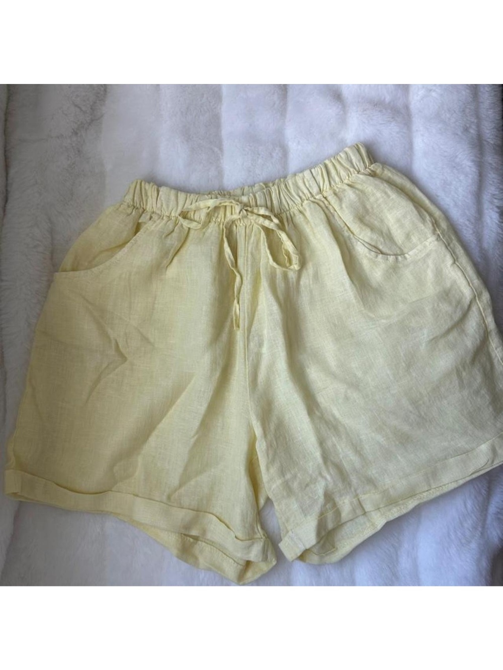 yellow 100% linen Italian shorts w drawstring waist